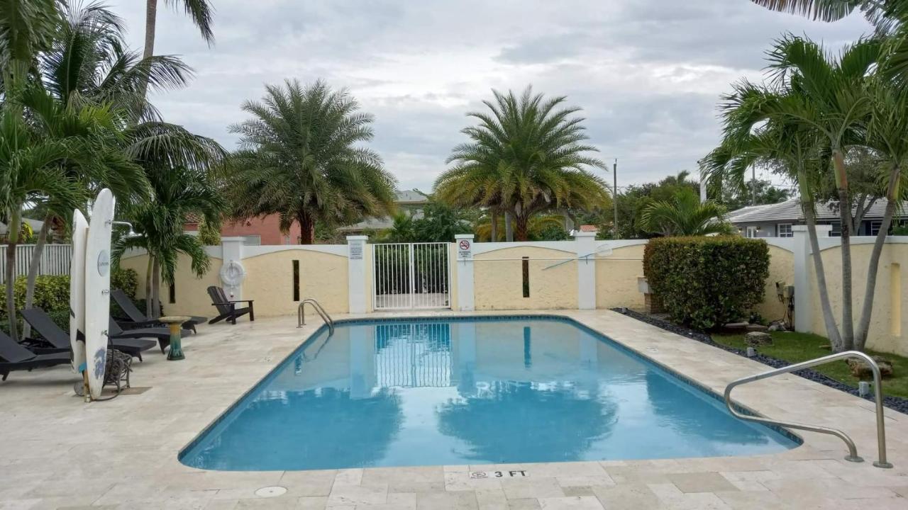 Capri Inn & Apartments Lake Worth Beach Exterior photo